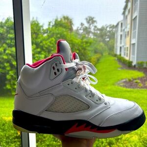 Air jordan 5 fire red mens size 11